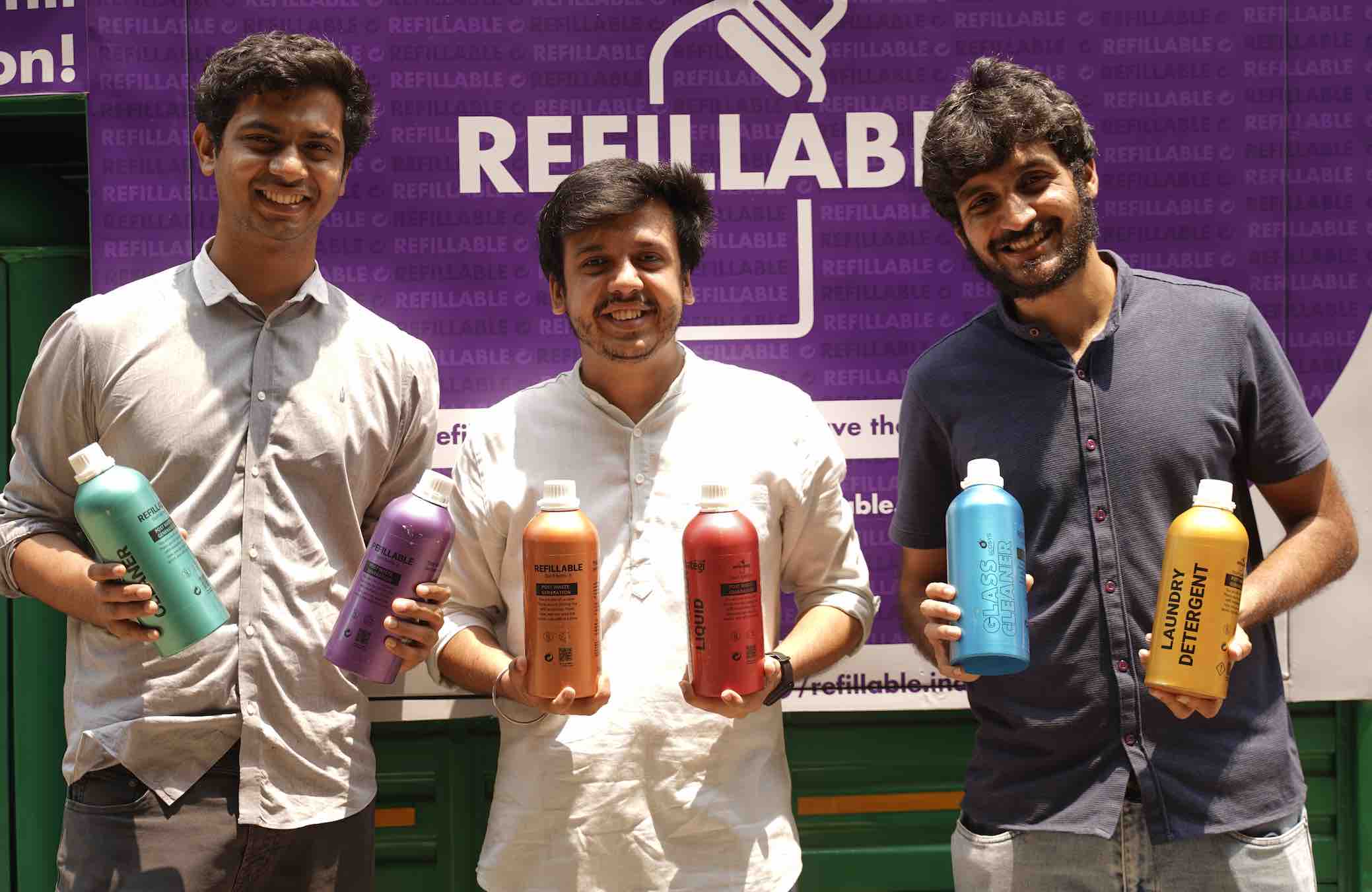 Delivering Detergents without Plastic Containers Refillable Store